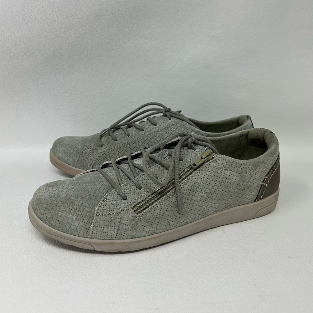 Earth Origins Cameron Light blue/green suede lace up side zip shoes, Women’s 9